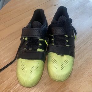 Reebok weight lifting shoes